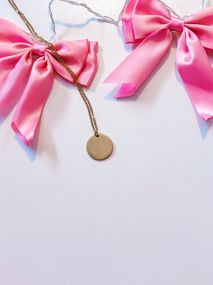 Gold circle necklace