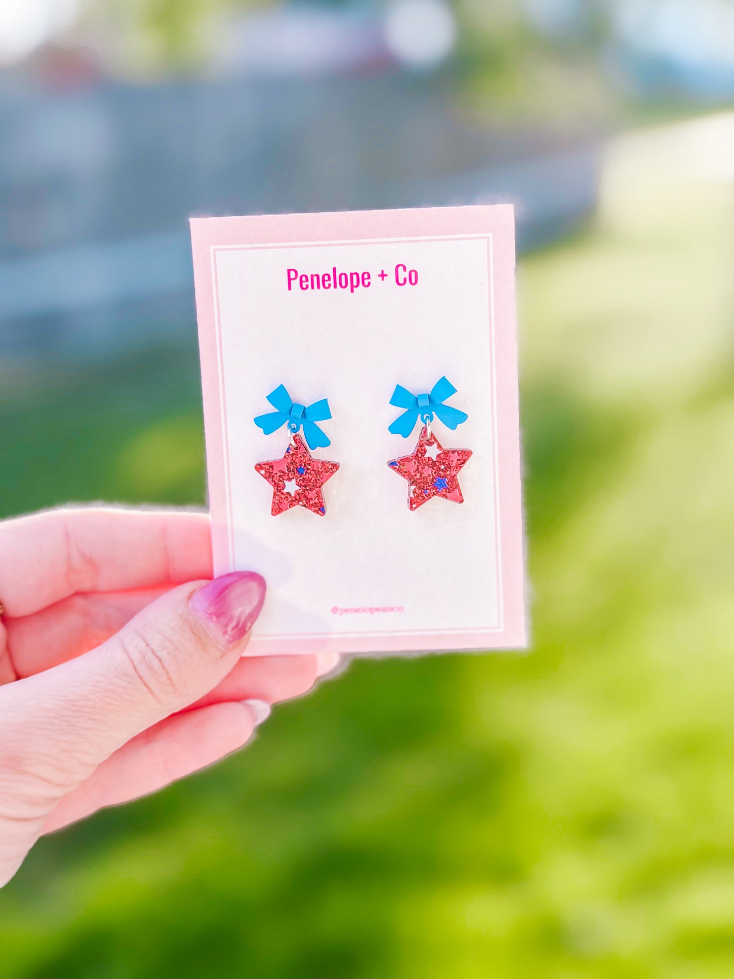 Mini star earrings