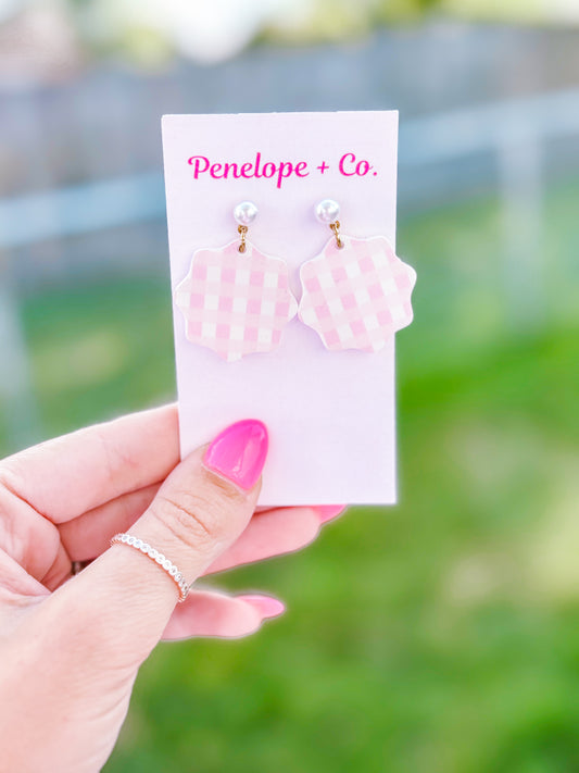 Pink + white Gingham